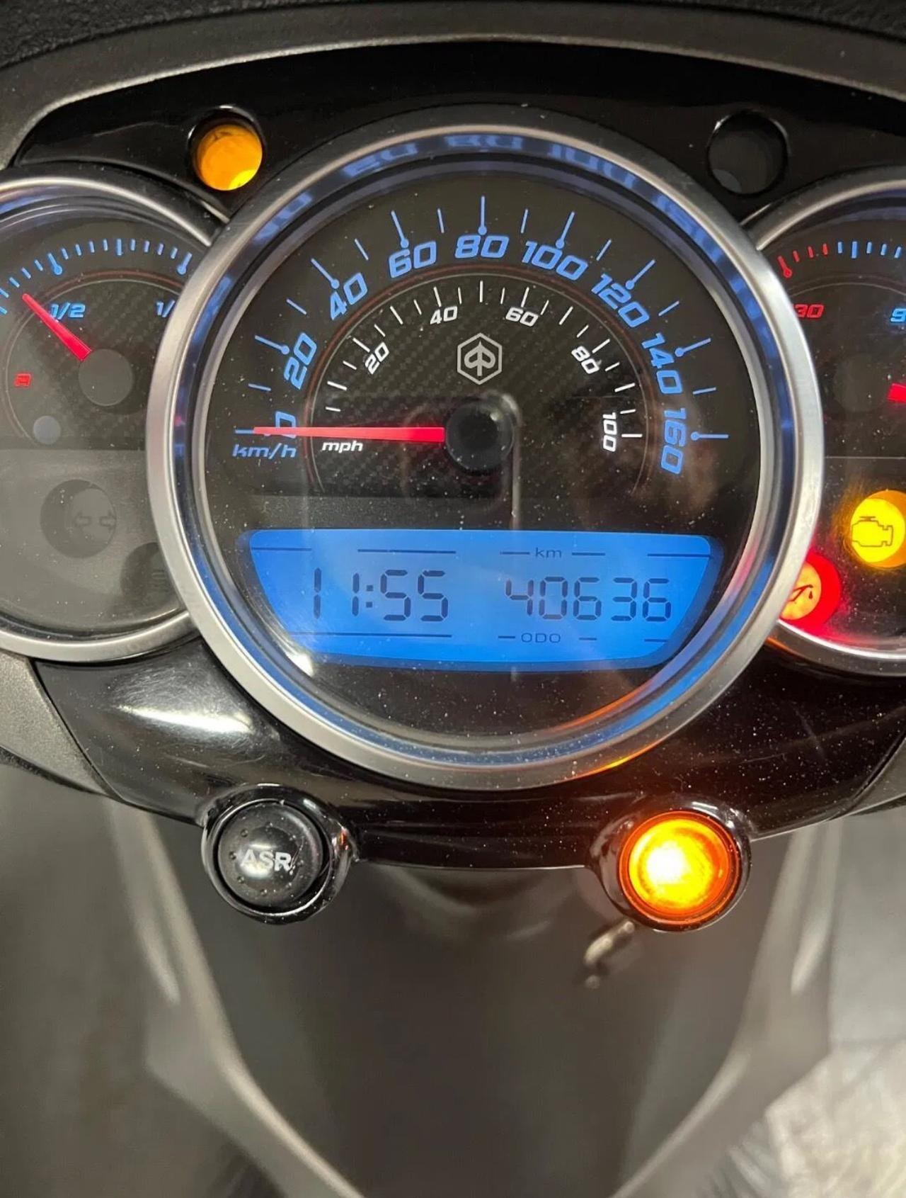 Piaggio Beverly 350 Sport touring