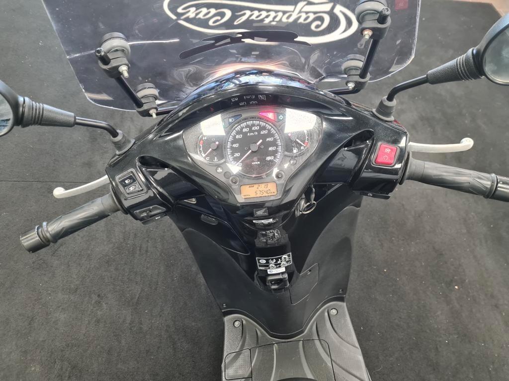 Honda SH 300 i