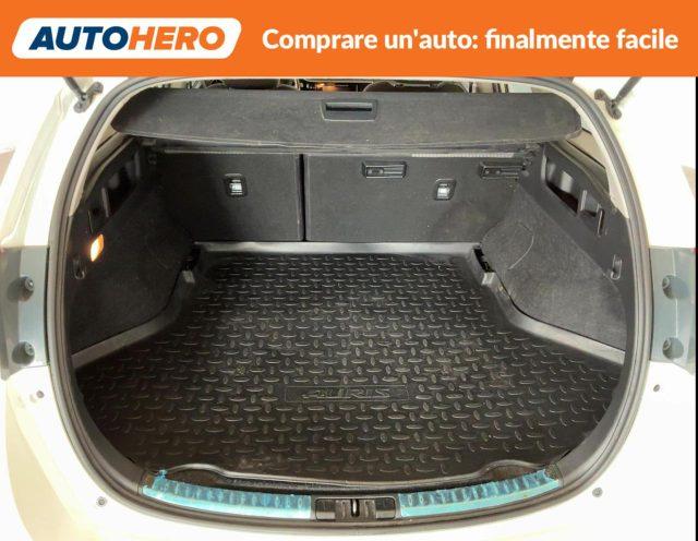 TOYOTA Auris Touring Sports 1.8 Hybrid Black Edition