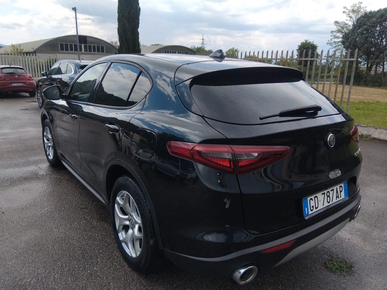 Alfa Romeo Stelvio 2.2 Turbodiesel 160 CV AT8 RWD Business