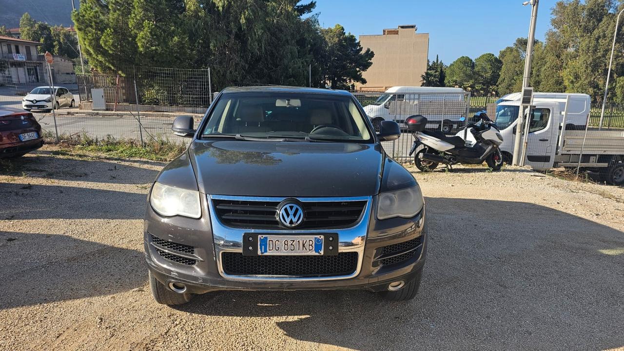 Volkswagen Touareg 2.5 R5 TDI DPF tiptronic Style