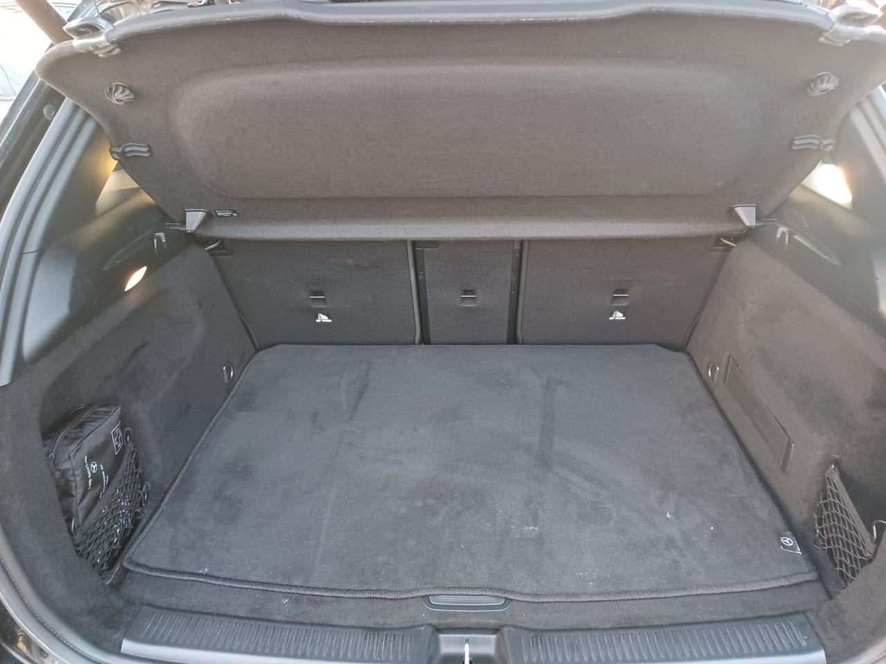 Mercedes-benzB 180 d Automatic Premium AMG