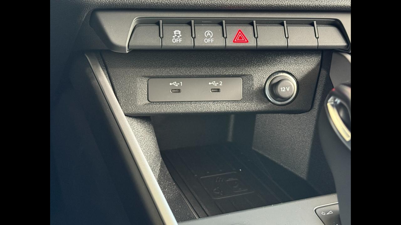 AUDI A1 II 2022 allstreet - A1 allstreet 30 1.0 tfsi Business 110cv s tronic