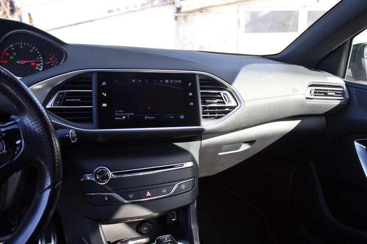 PEUGEOT - 308 - BlueHDi 130 EAT8 S&S GT Line