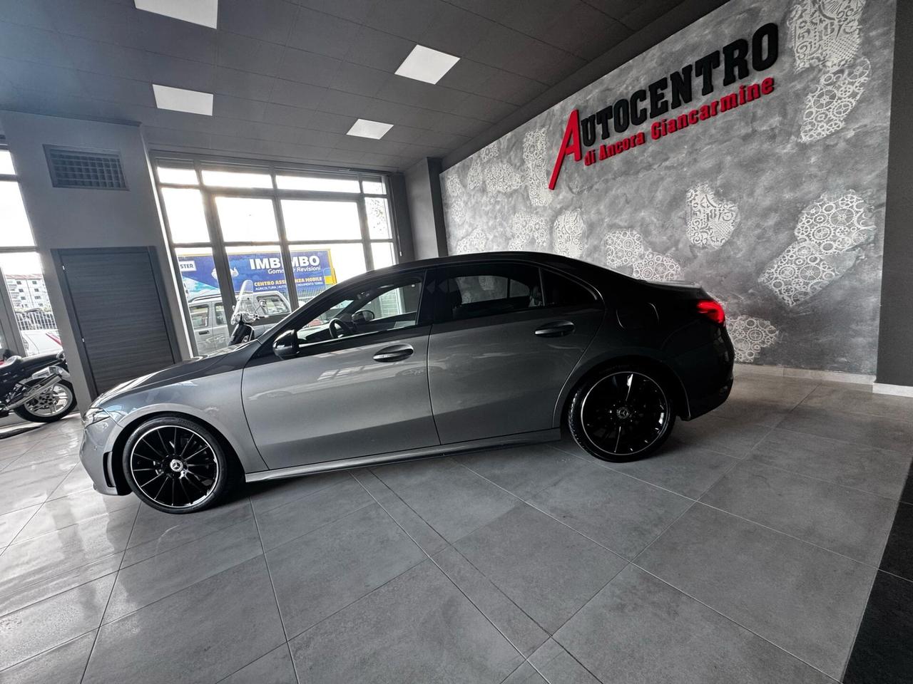 MERCEDES A 180CDI SEDAN AT8 PREMIUM TETTO APRIBILE
