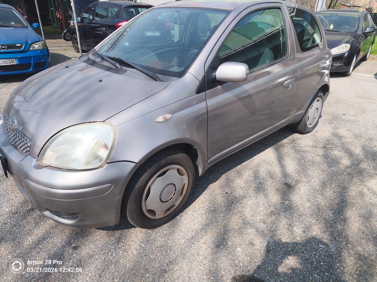 Toyota Yaris 1.0i 16V cat 3 porte