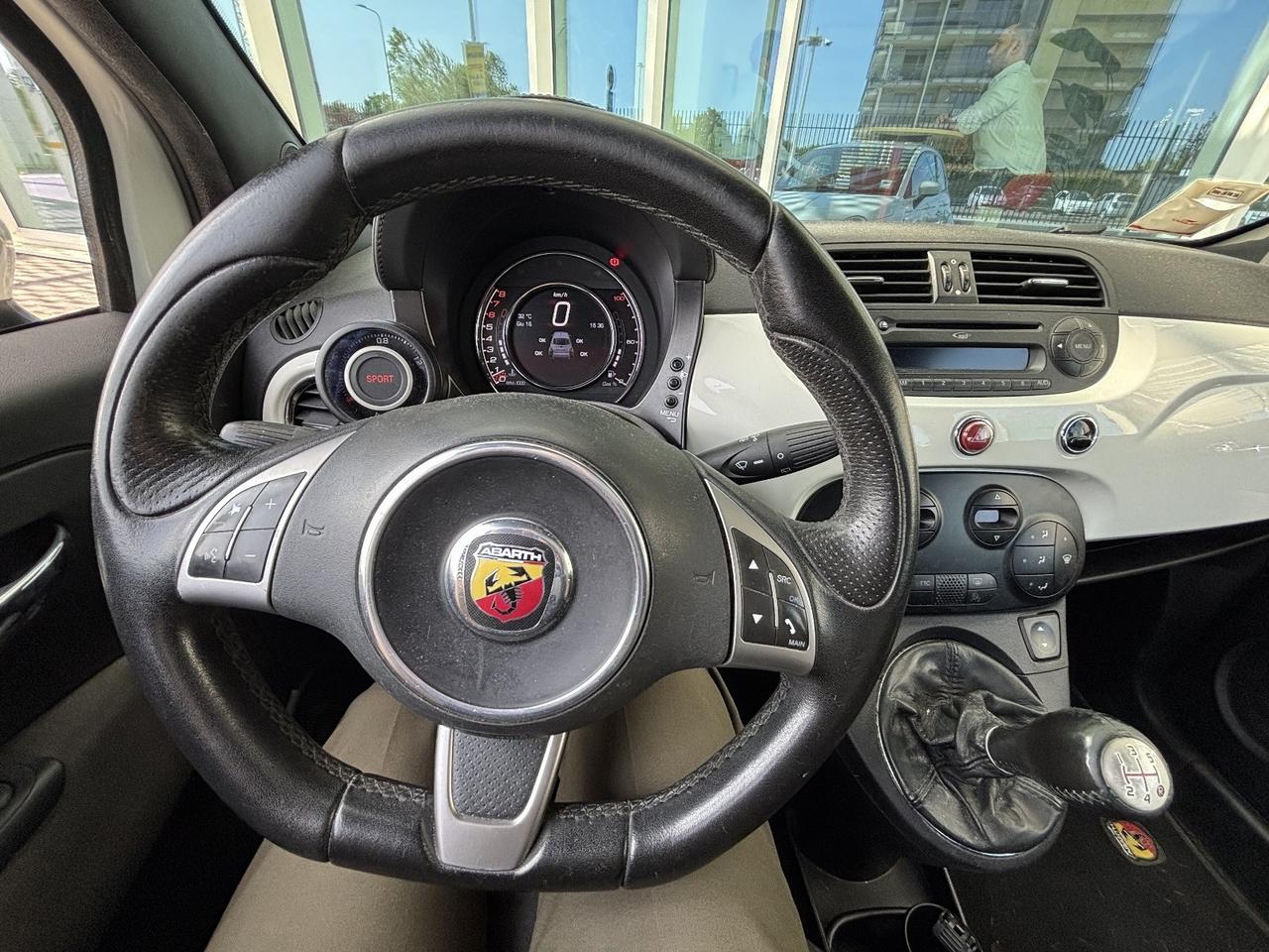 Abarth 595 1.4 Turbo T-Jet 140 CV
