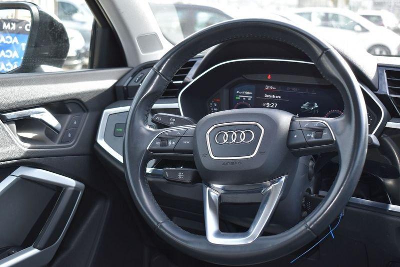 Audi Q3 35 TDI S tronic Business