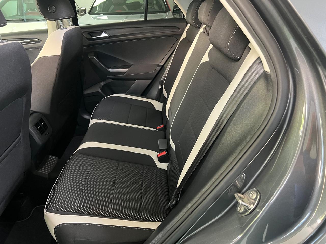 Volkswagen T-Roc 1.6 TDI SCR Style BlueMotion Technology