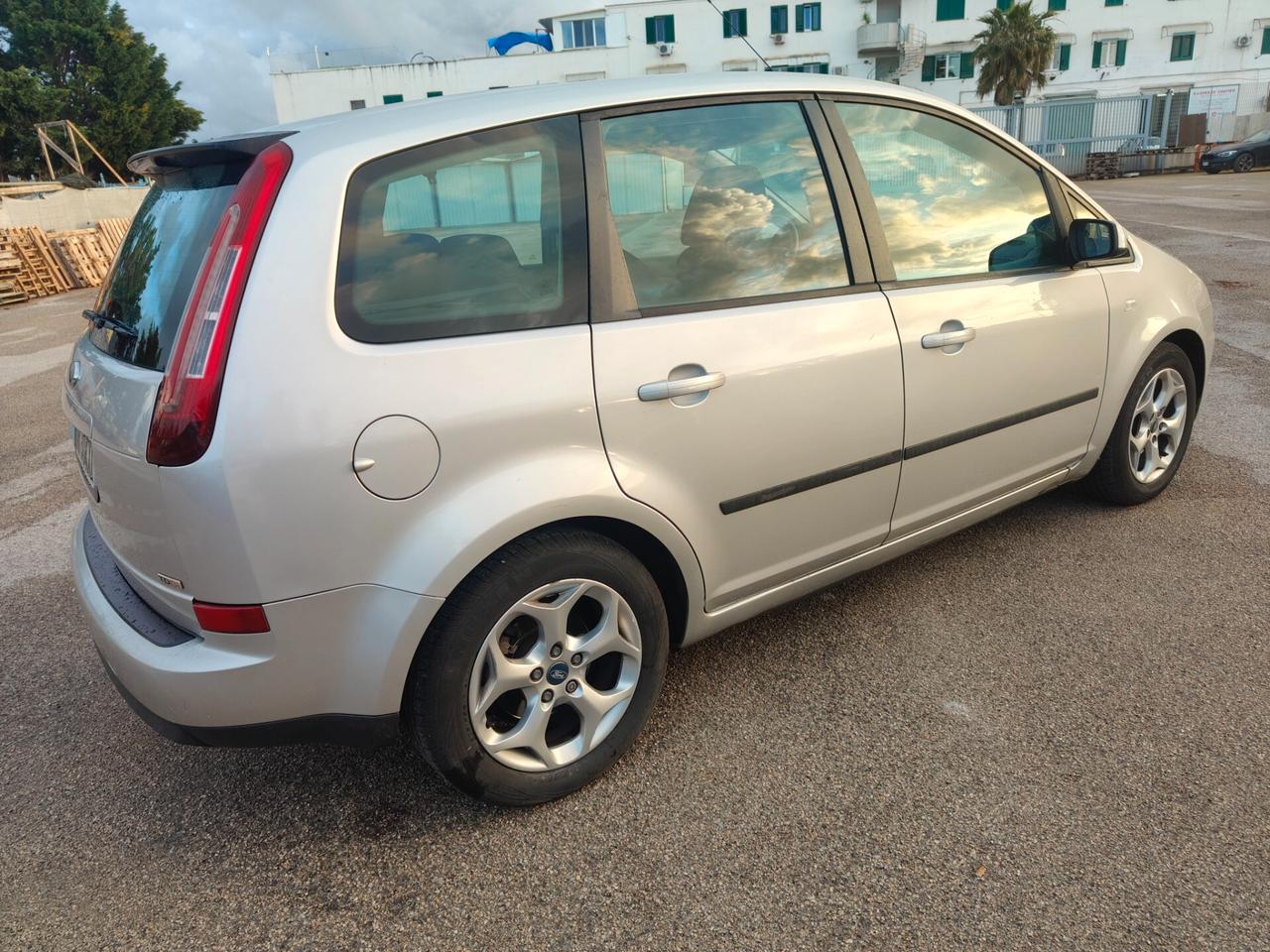 Ford C-Max 1.6 TDCi 110 CV Titanium DPF