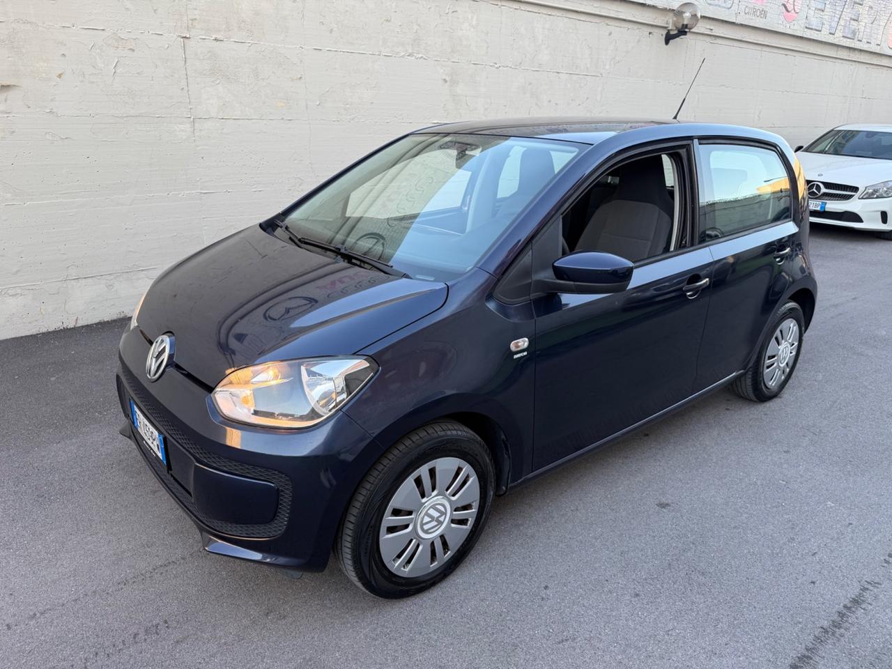 Volkswagen up! 1.0benzina - 2013