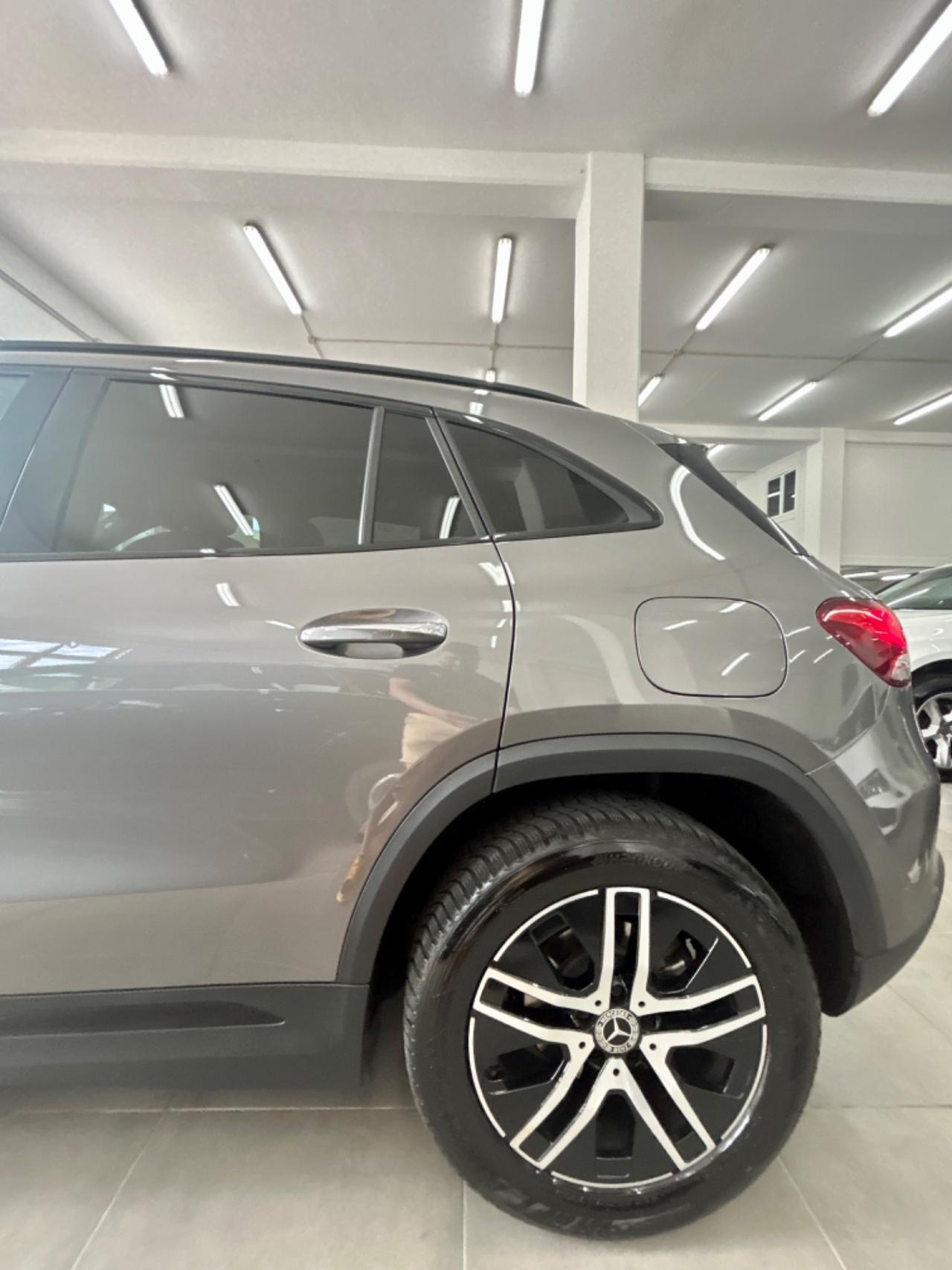 Mercedes GLA 200 d Automatic 4Matic Sport FINANZIABILE