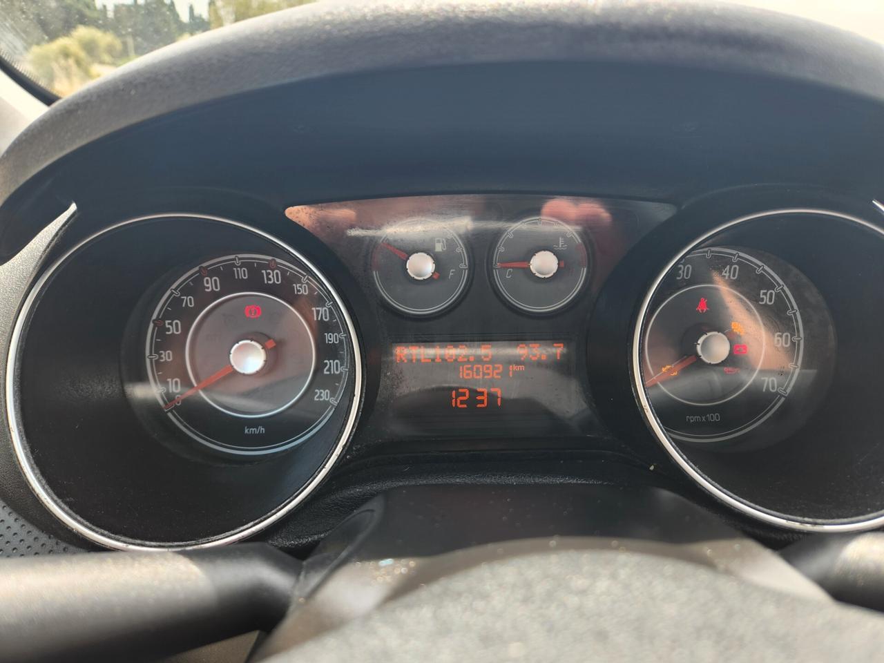 Grande Punto 1.3 MJT 75 CV x NEOPATENTATI