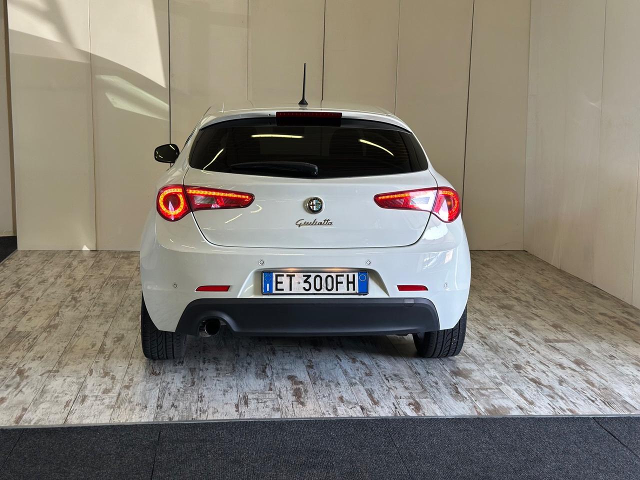 Alfa Romeo Giulietta 1.6 JTDm-2 105 CV Exclusive Ok Neopatentati