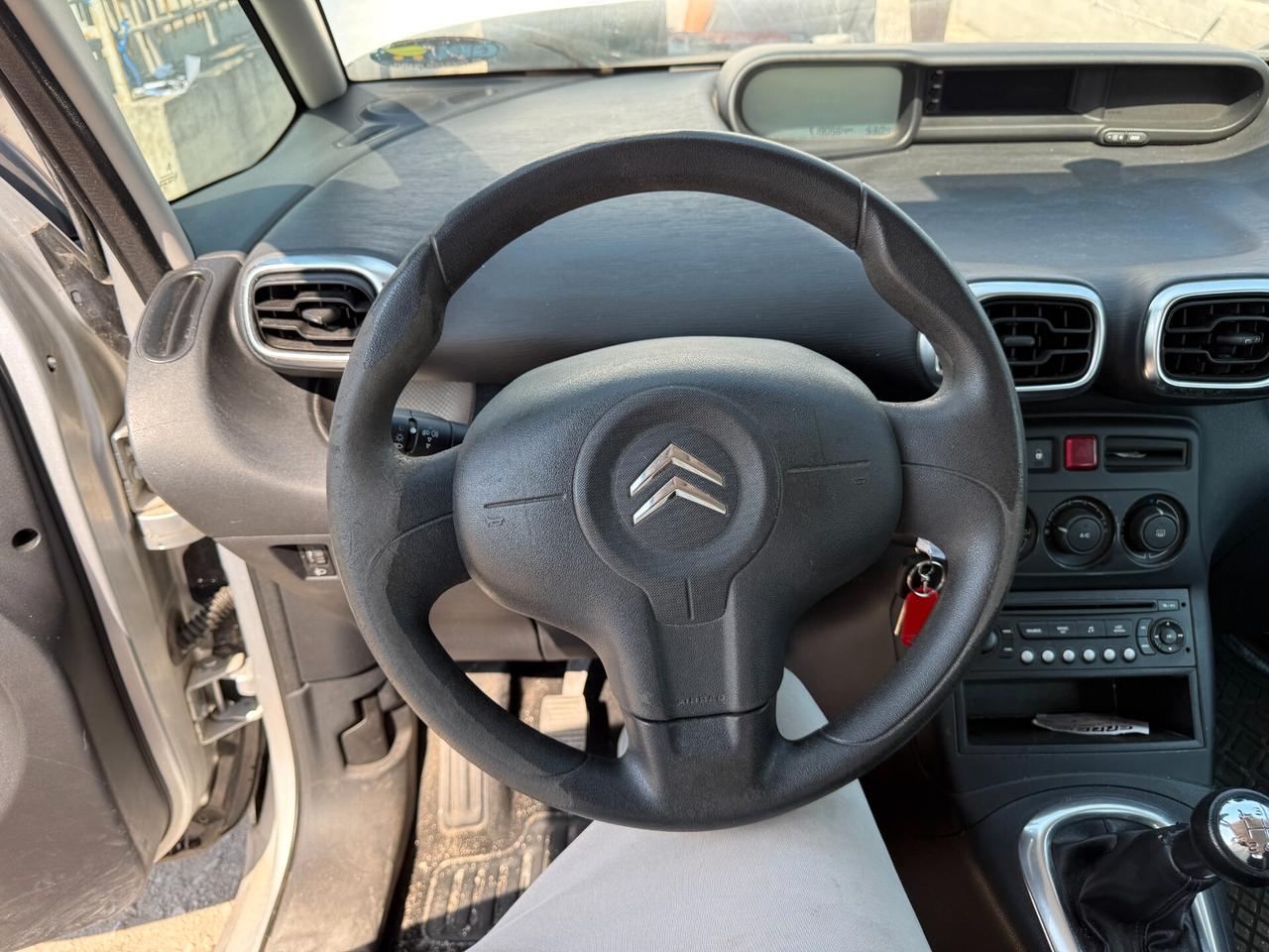 CITROEN C3 PICASSO ANNO 2010 1.4 BENZ/GPL * LEGGI