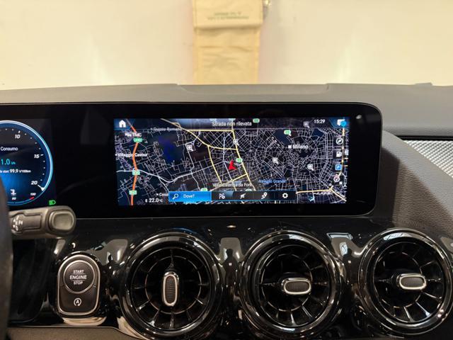 MERCEDES-BENZ GLA 200 Automatic Business Extra