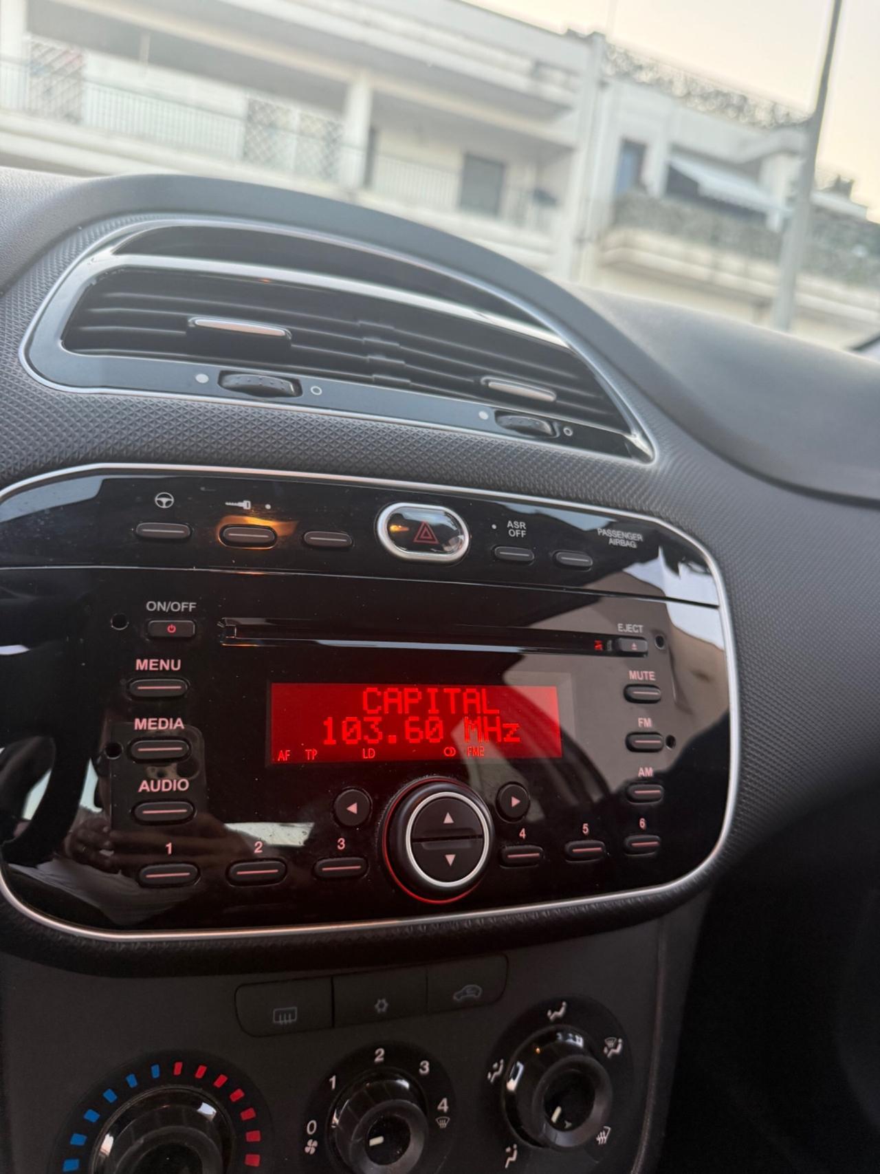 Fiat Punto 5p 1.2 Active CON GPL DI SERIE DALLA CASA MADRE, CLIMA,USB, LETTORE MP3,START & STOP