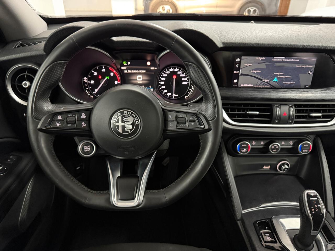 Alfa Romeo Stelvio 2.2 TD 190 CV BUSINESS AT8 Q4 MODELLO NUOVO TAGLIANDATA