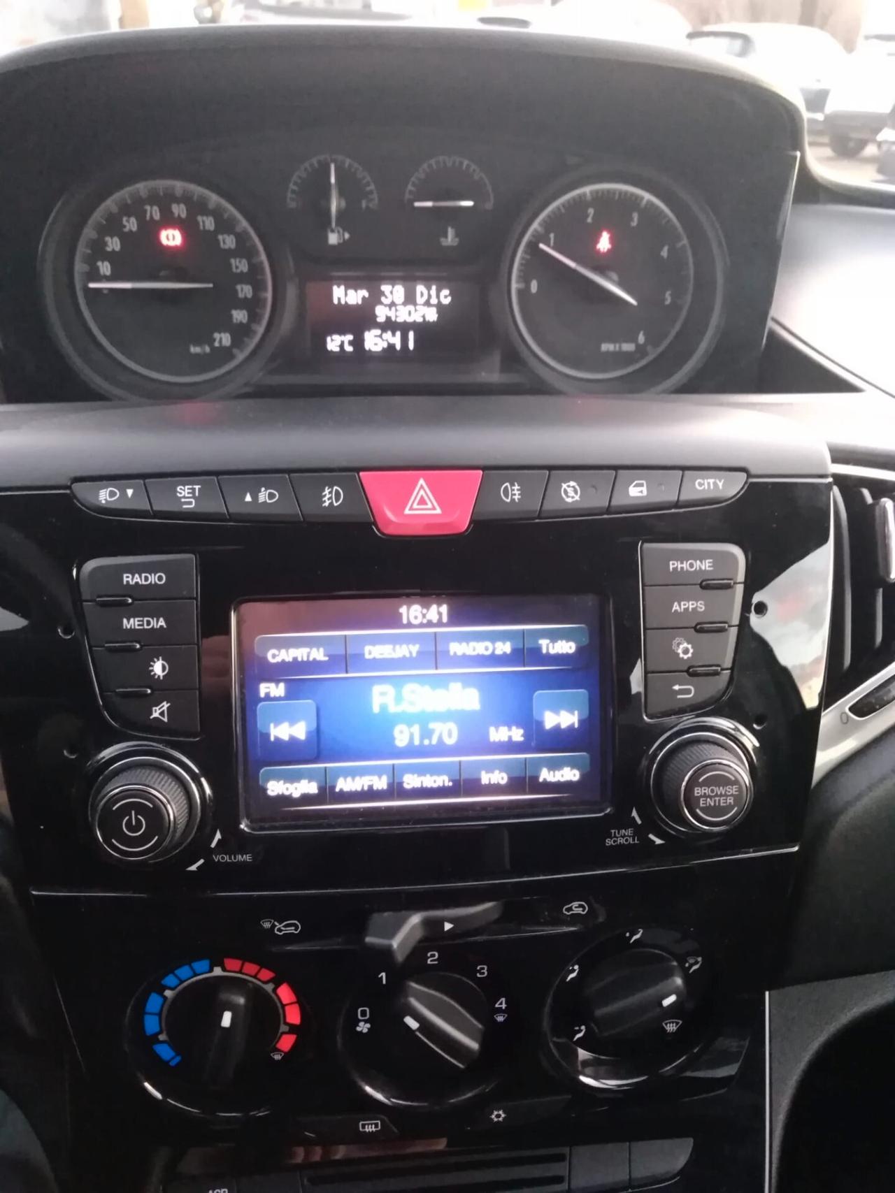 Lancia Ypsilon 1.3 MJT 16V 95 CV 5 porte S&S Gold