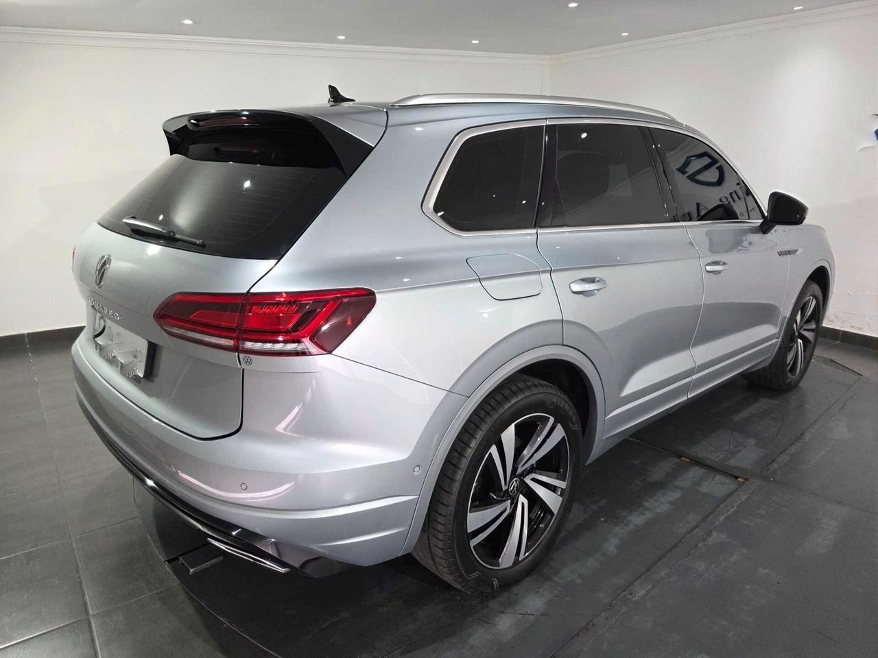 Volkswagen Touareg 3.0 V6 TDI Advanced 231CV/4x4/FULL