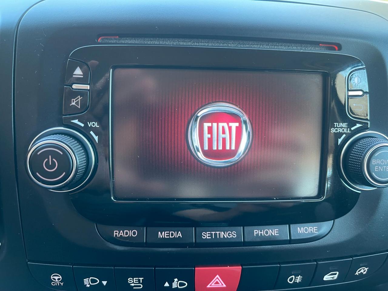 Fiat 500L Living 1.6 Multijet 105 CV Lounge NEO PATENTATI