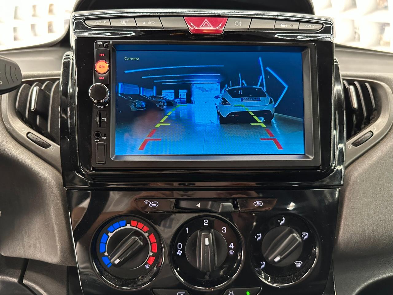 Lancia Ypsilon 1.2 69cv-NEO PATENTATI-KM CERTIFICATI