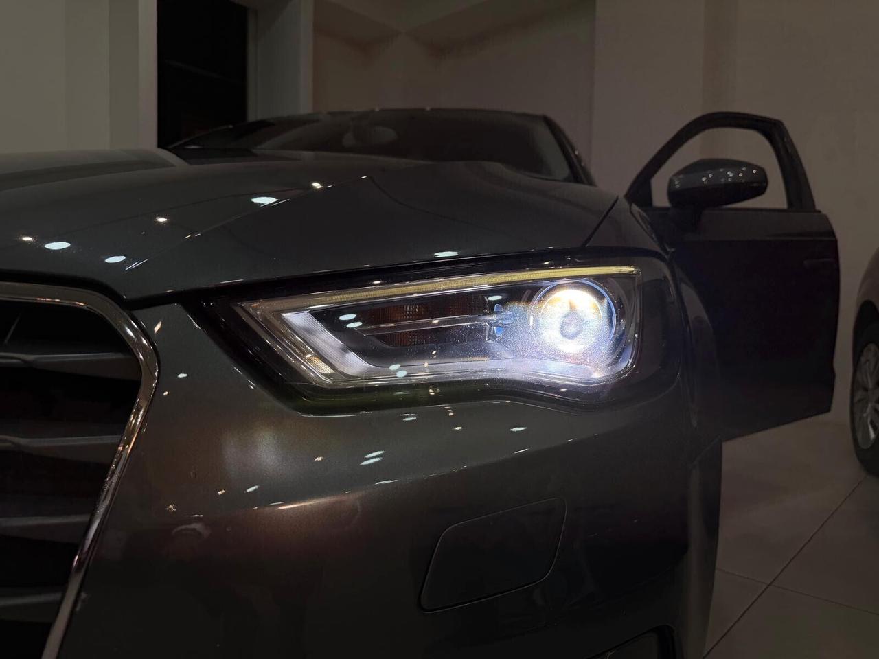 AUDI A3 1.6 TDI 110CV S TRONIC AMBITION NAVI KM 156000