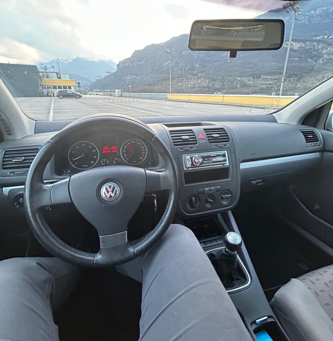 Volkswagen Golf 1.6 Comfortline BiFuel Neopatentati