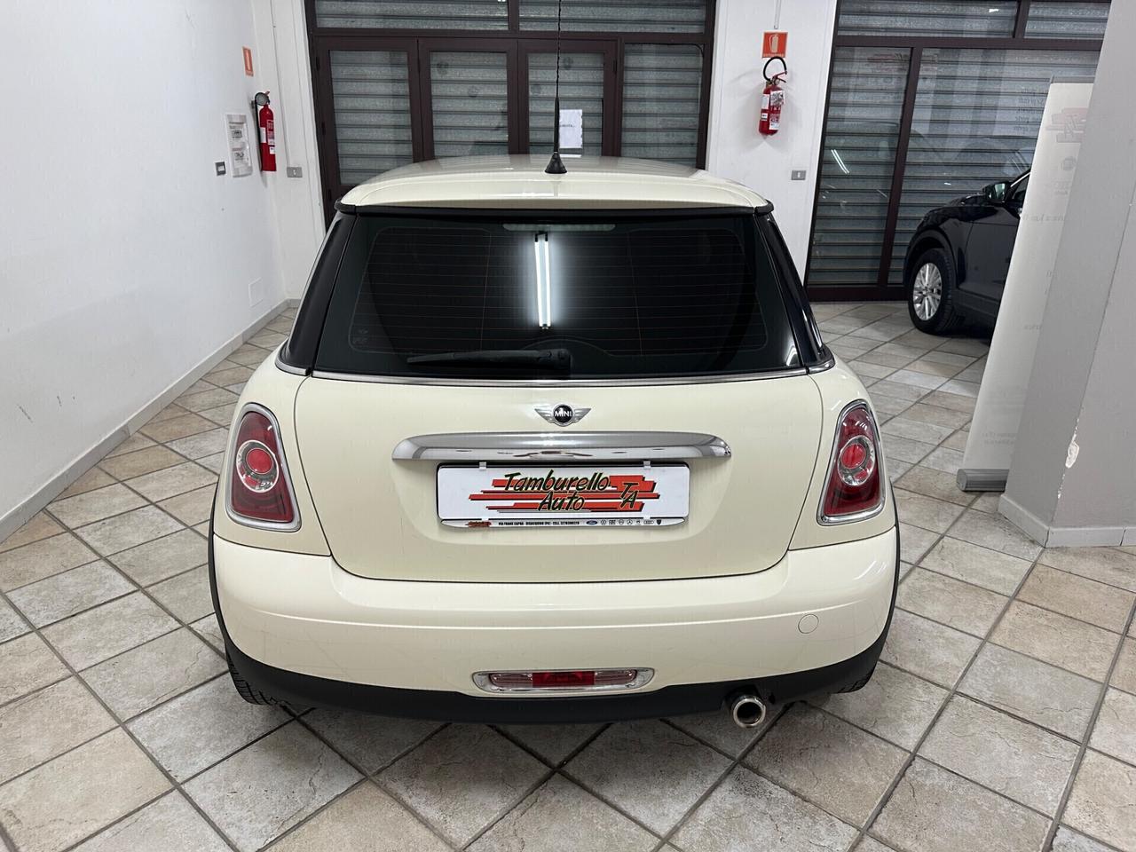 MINI 1.6 (90) One D 2011