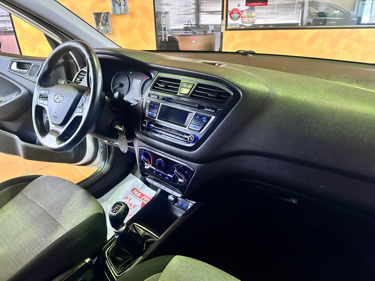 Hyundai i20 1.2 84 CV 5 porte Econext GPL