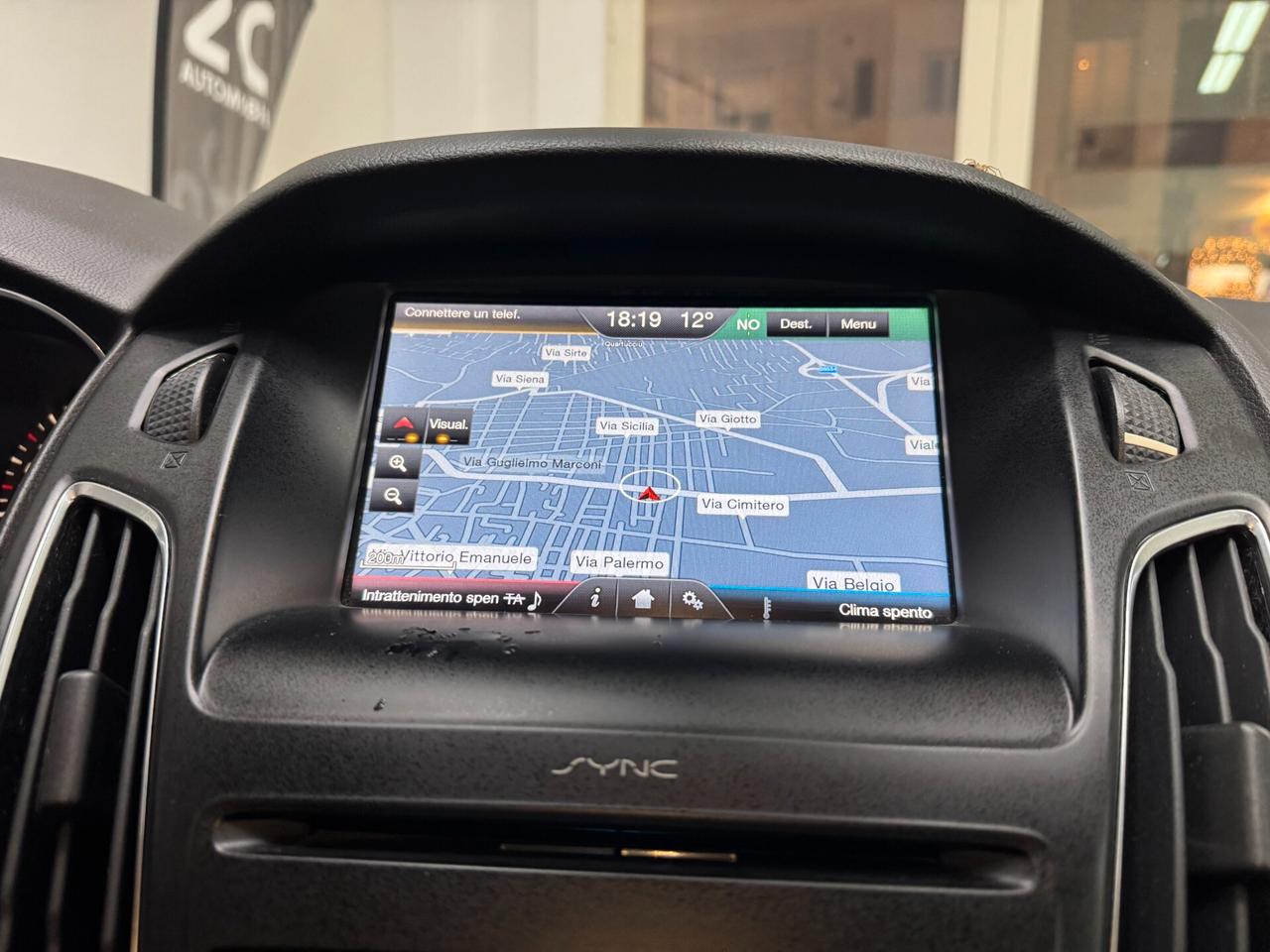 Ford Focus Titanium / 1.5 TDCi 120 CV /SW/