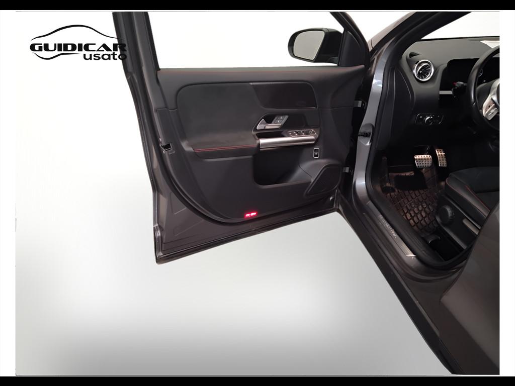 Mercedes-Benz GLA-H247 2020 - GLA 180 d Premium auto