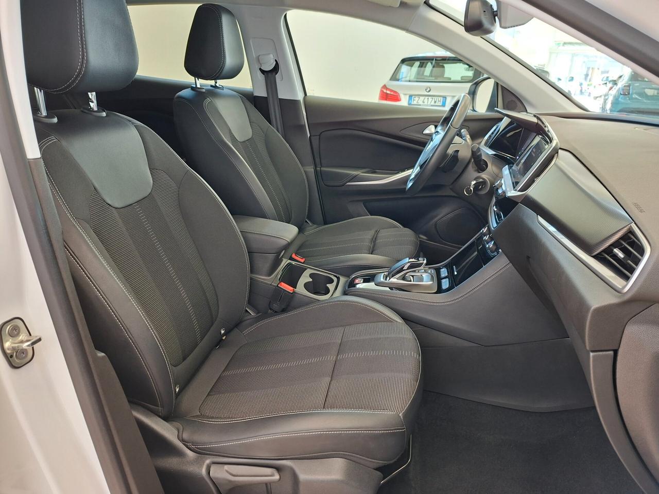 Opel Grandland 1.5 diesel Ecotec aut. Business Elegance