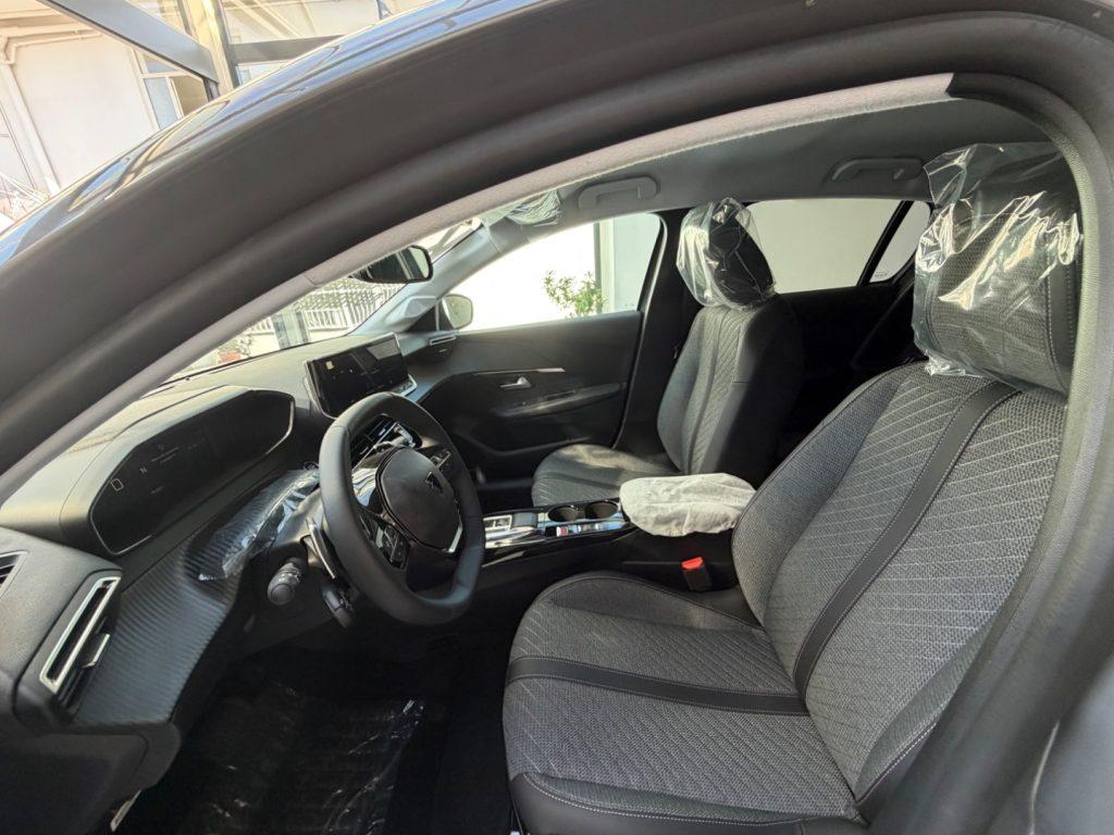Peugeot 208 Hybrid 110 e-DCS6 Allure da 230,00 mensili ant.0
