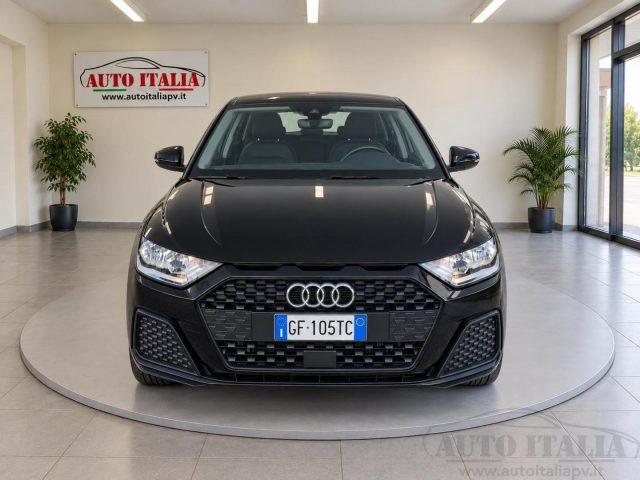 AUDI A1 SPB 25 TFSI Identity Black