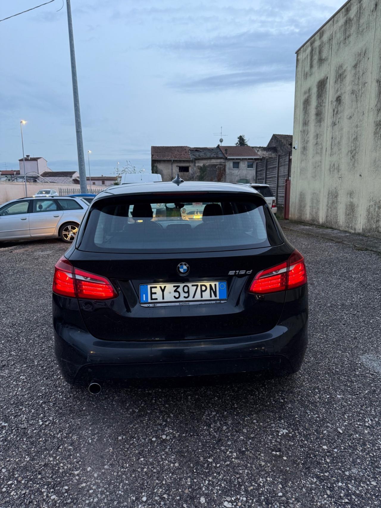 Bmw 2er Active Tourer 218d Luxury