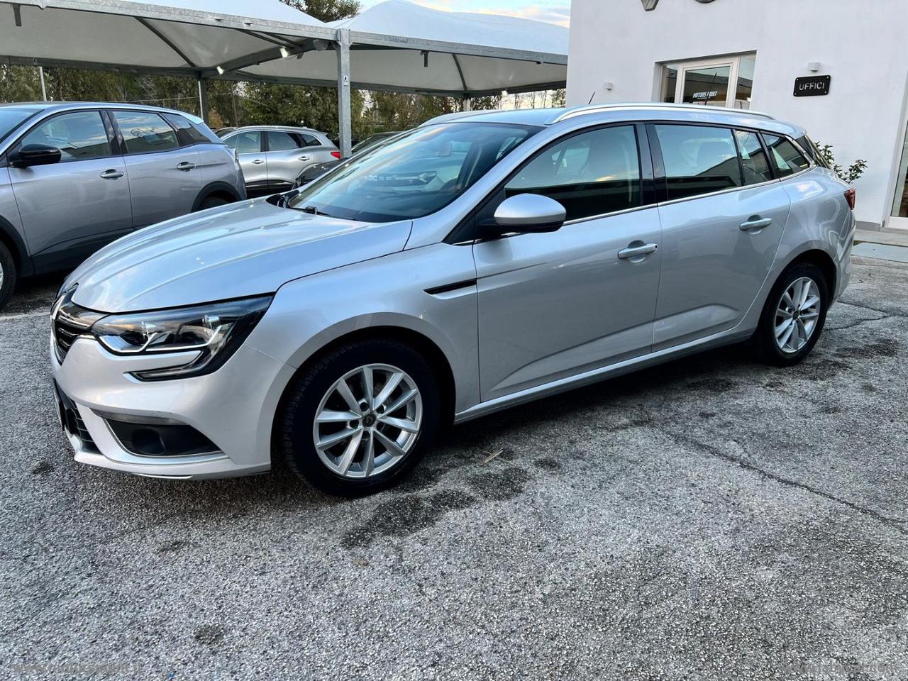 RENAULT Mégane Sporter Blue dCi 115 CV Business