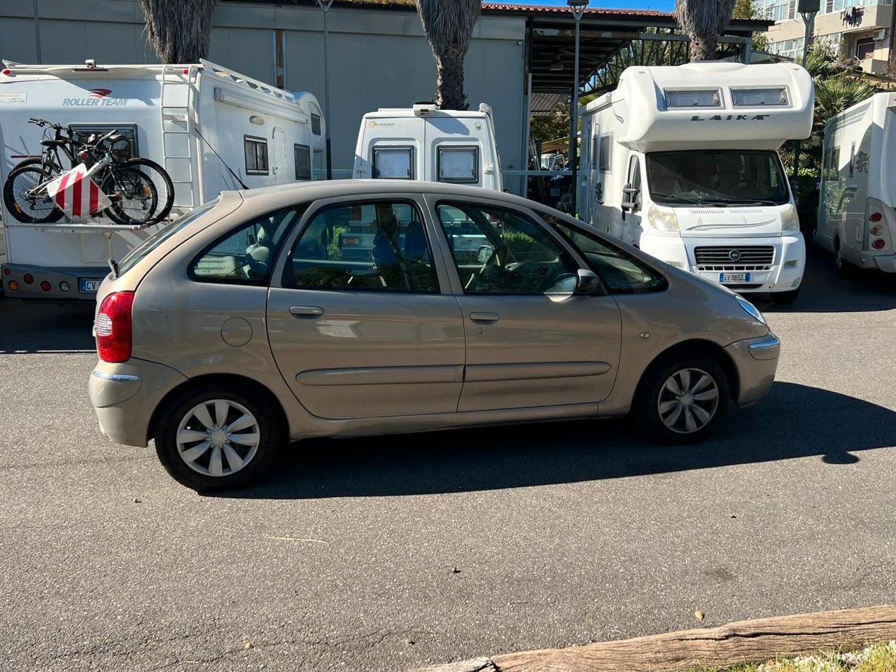 Citroen C4 1.6 HDi 110CV FAP Elegance