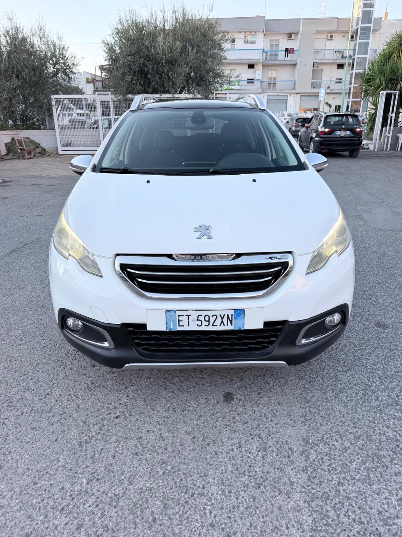 Peugeot 2008 1.6 e-HDi 92 CV Stop&Start Urban Cross