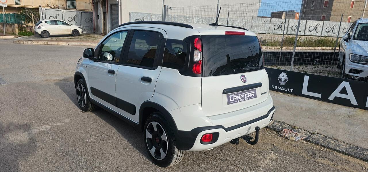 Fiat Panda 1.0 FireFly S&S Hybrid City Cross