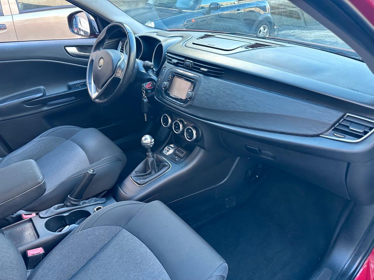 Alfa Romeo Giulietta 1.4 Turbo 120 CV Super*EURO6*CERCHI