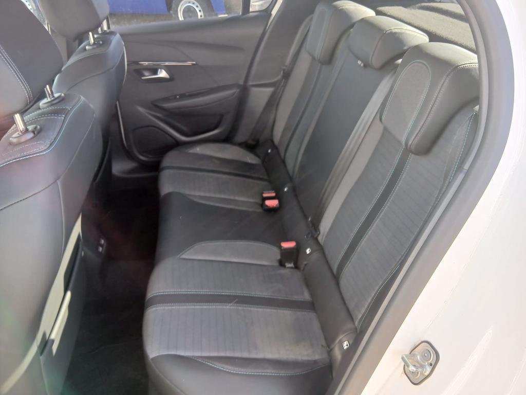 Peugeot 208 5 Porte 1.2 PureTech Allure Navi Pack