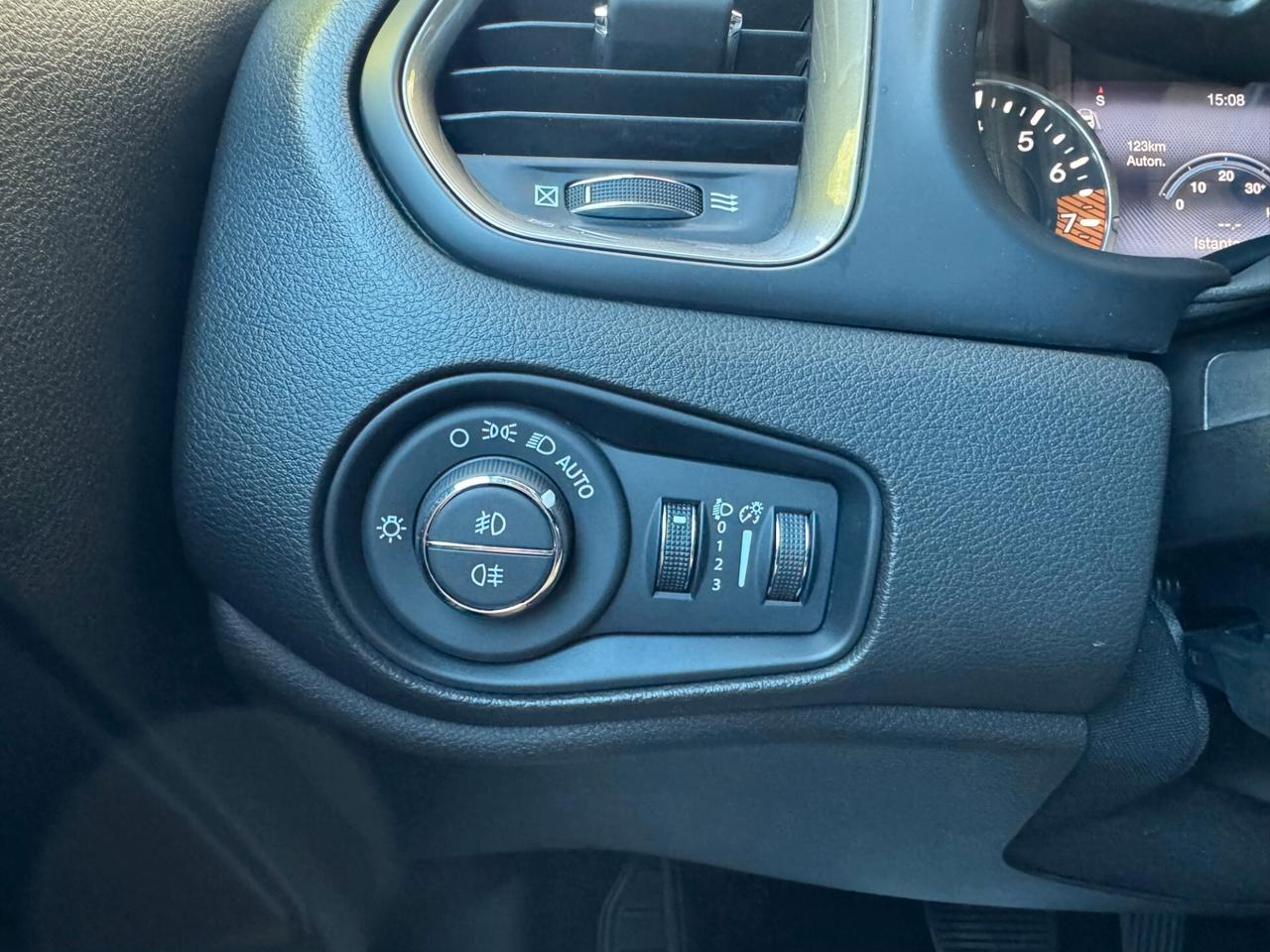 Jeep Renegade 1.5 turbo t4 MHEV Limited 2wd 130cv