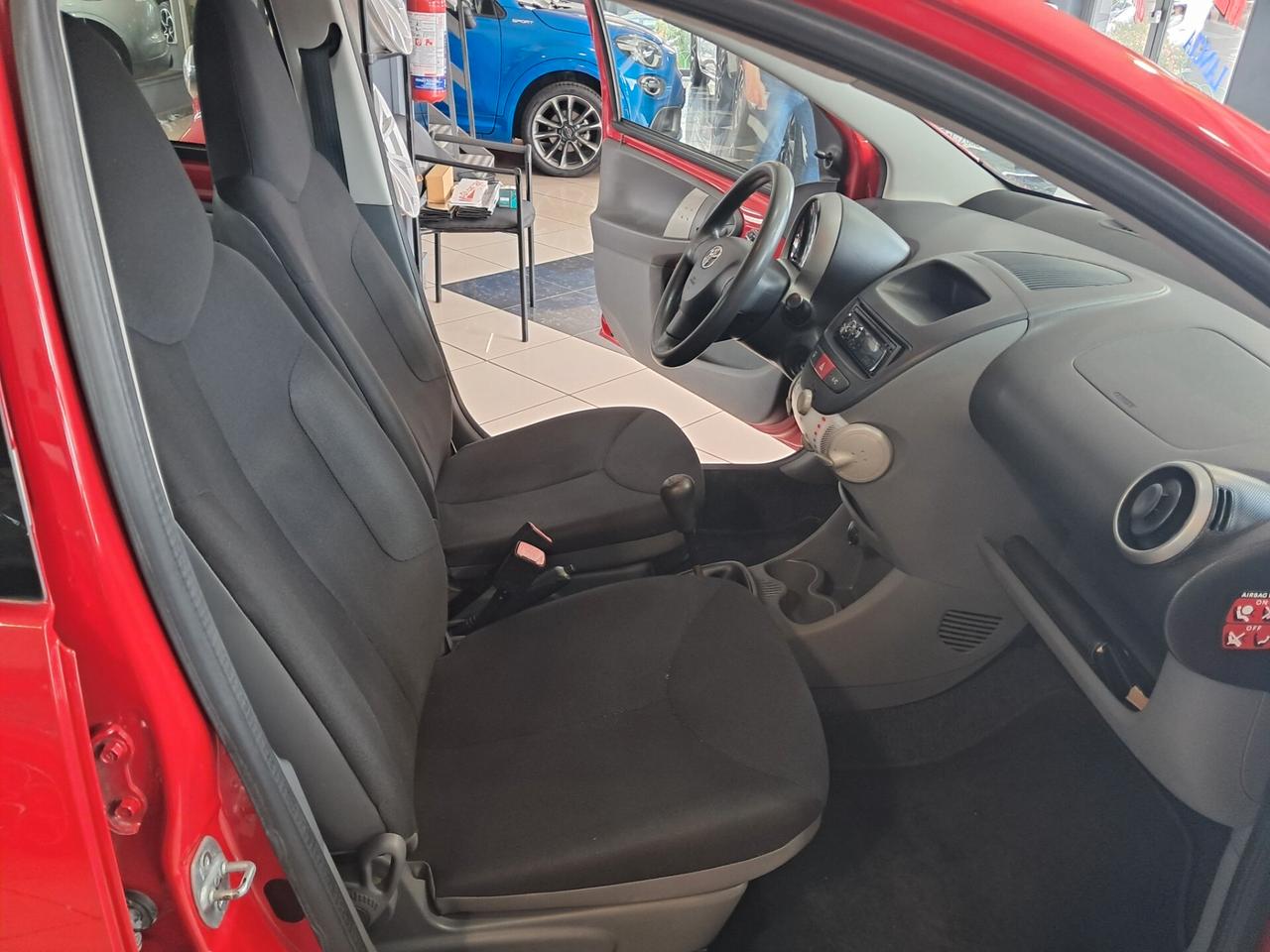 Toyota Aygo 1.0 12V 68 cv 5p. Now