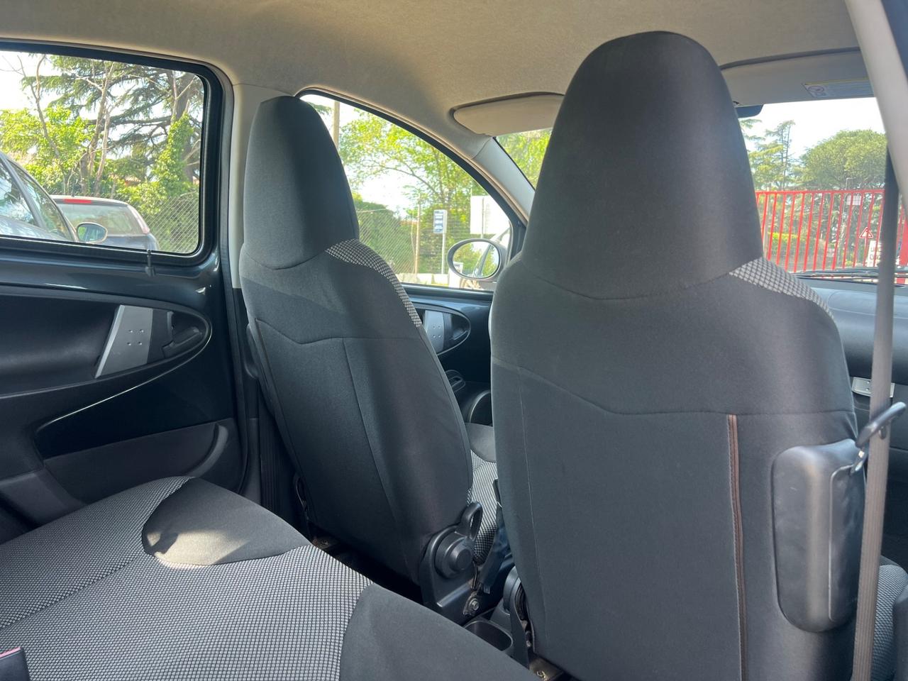 Toyota Aygo 1.0 12V VVT-i 5 porte Active Connect