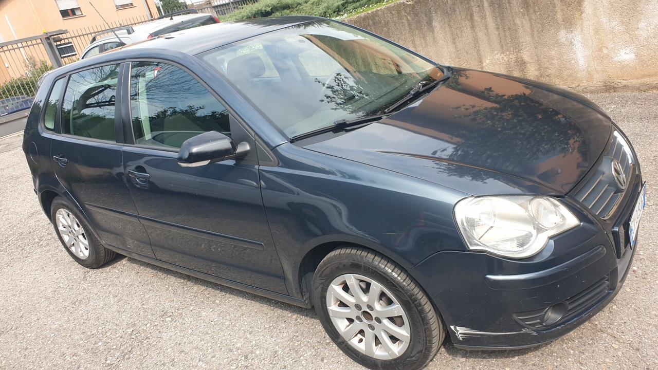 Volkswagen Polo 1.4/101CV 16V 5p. Sportline