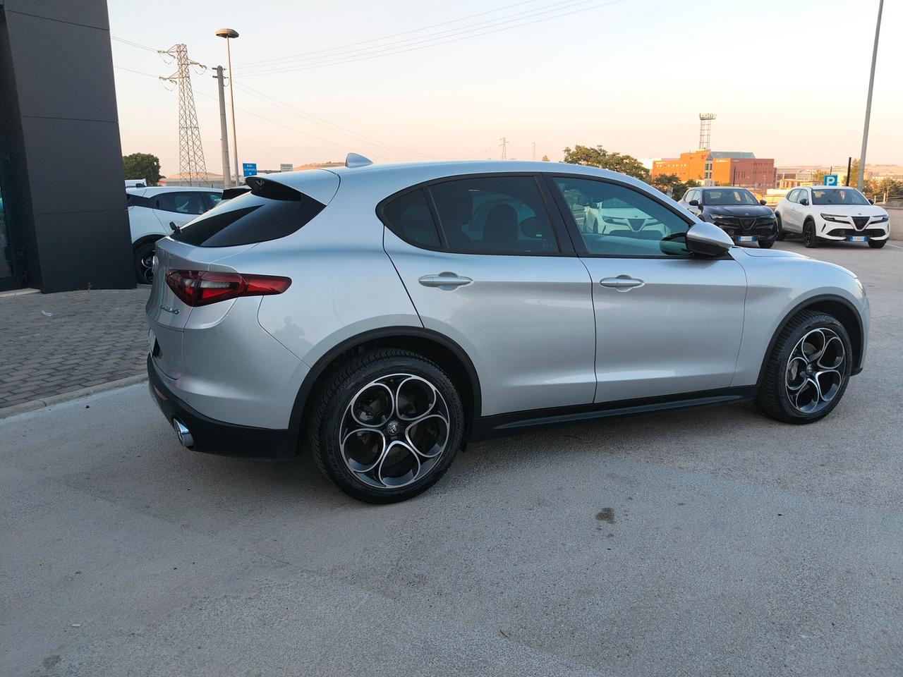 Alfa Romeo Stelvio 2.2 Turbodiesel 210 CV AT8 Q4 Executive