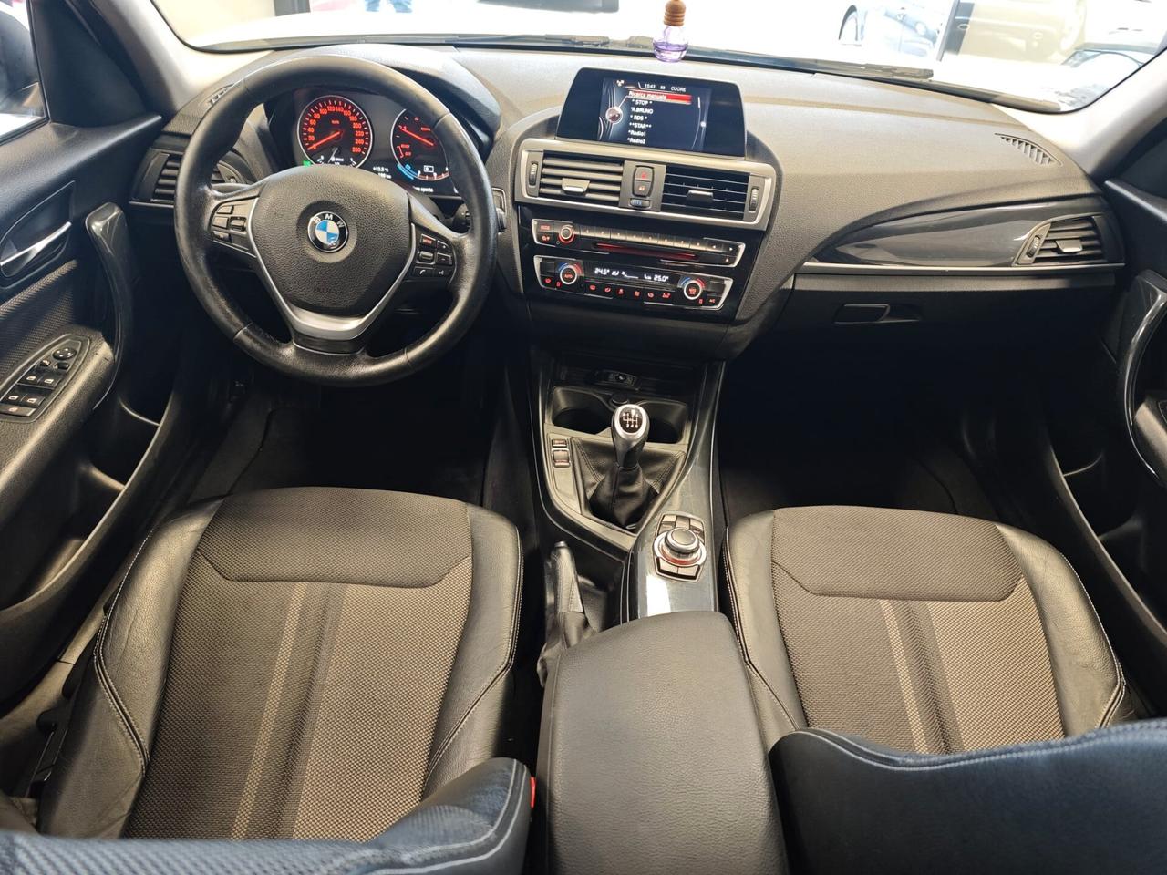Bmw 116 118d 5p. Urban