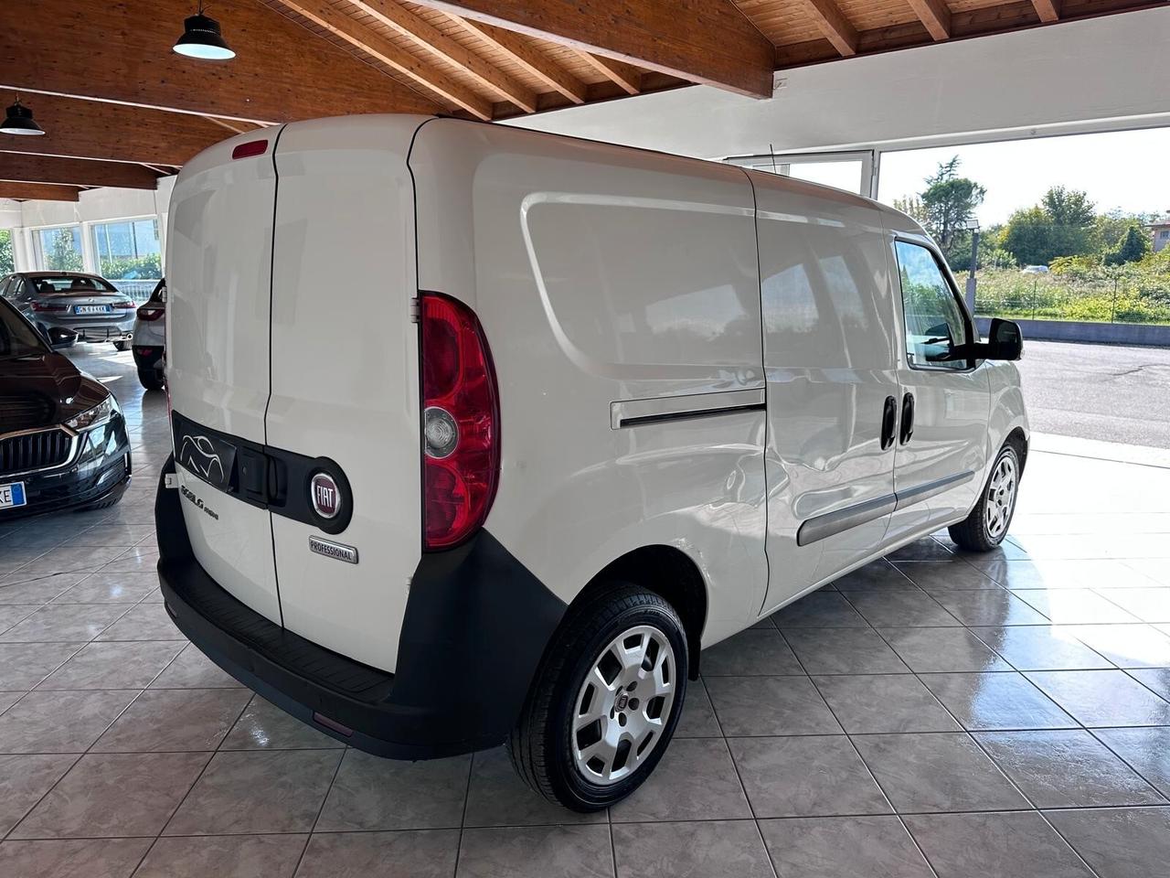Fiat Doblo Doblò 1.6 MJT 105CV S&S PL-TN Cargo Maxi Lounge