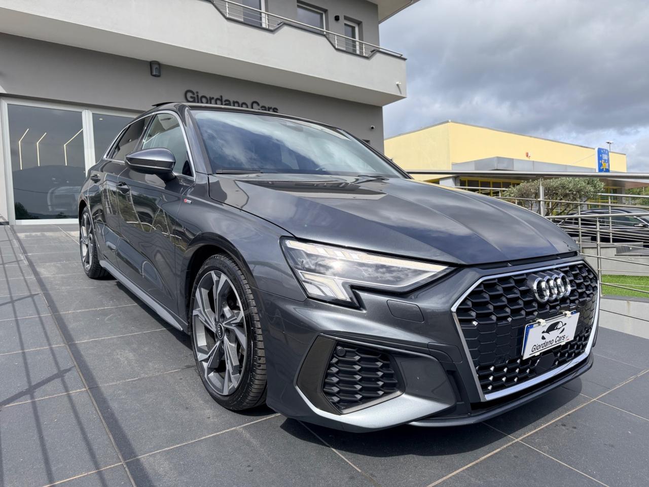Audi A3 SPB 35 TDI S tronic line edition tetto